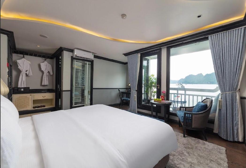 Hotel Madeline Cruises Ha Long Esterno foto