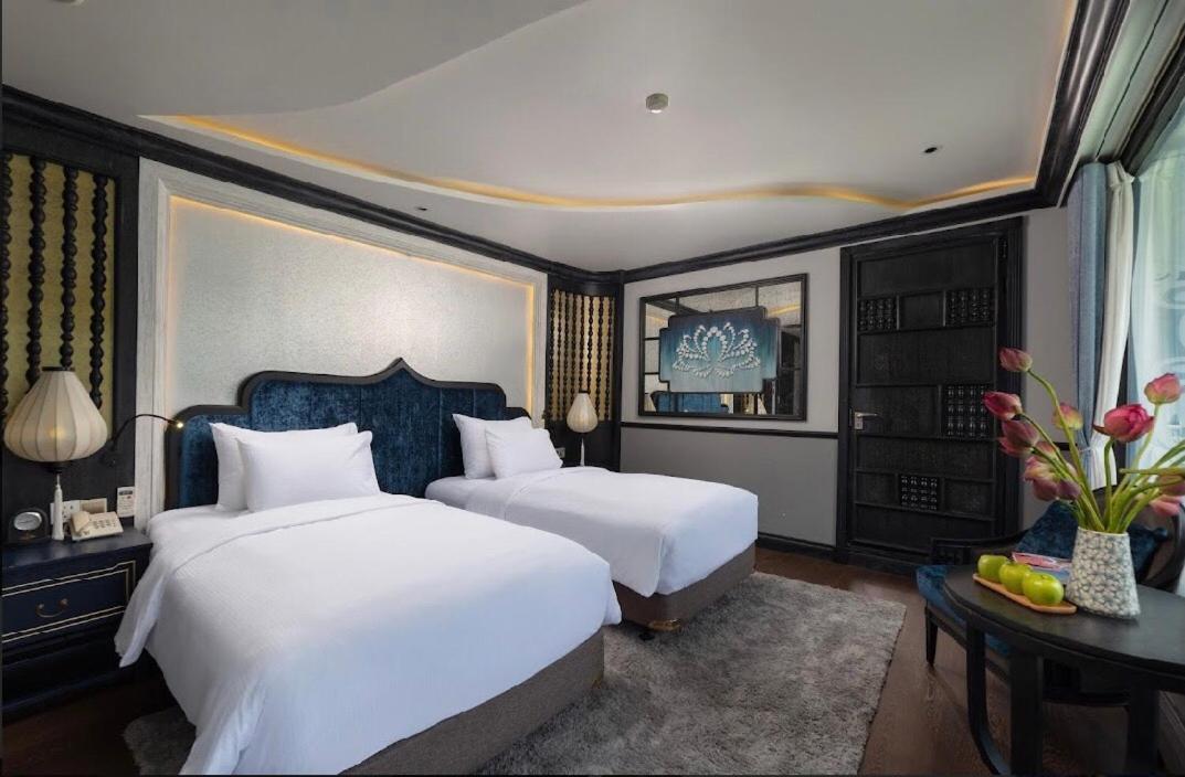 Hotel Madeline Cruises Ha Long Esterno foto