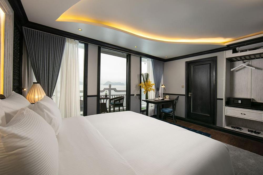 Hotel Madeline Cruises Ha Long Esterno foto