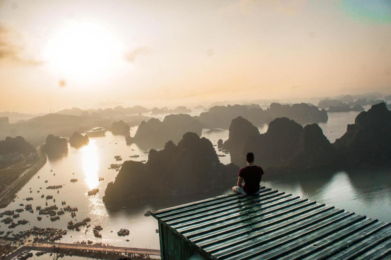 Hotel Madeline Cruises Ha Long Esterno foto