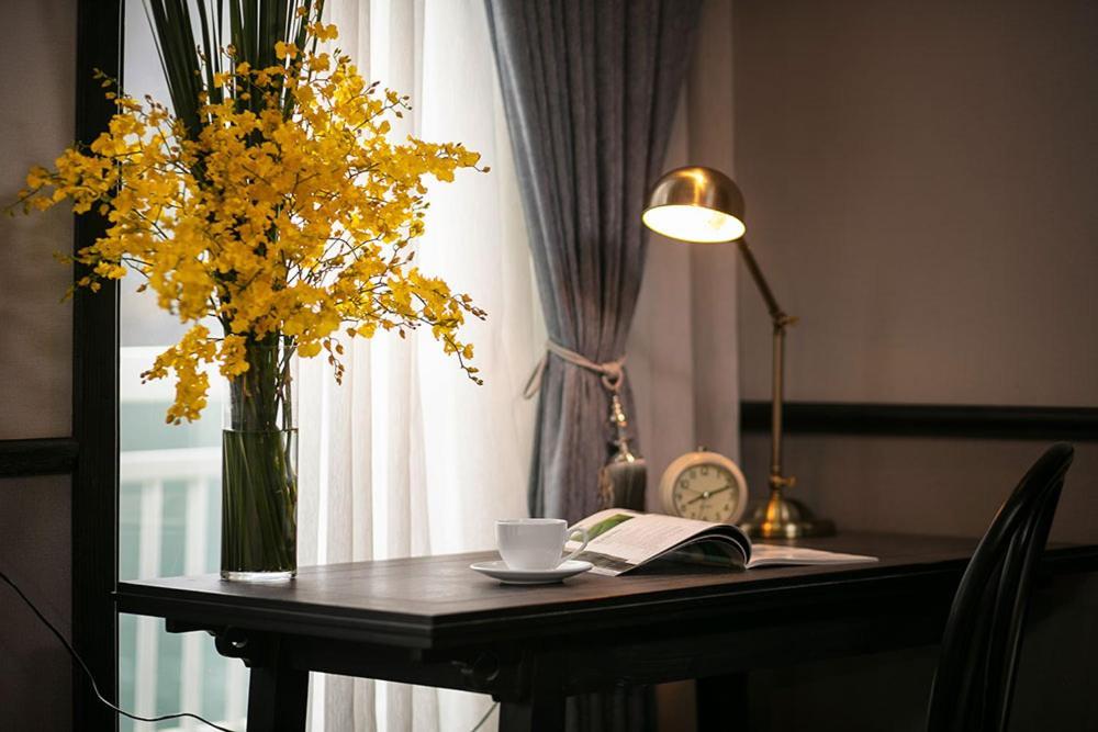 Hotel Madeline Cruises Ha Long Esterno foto